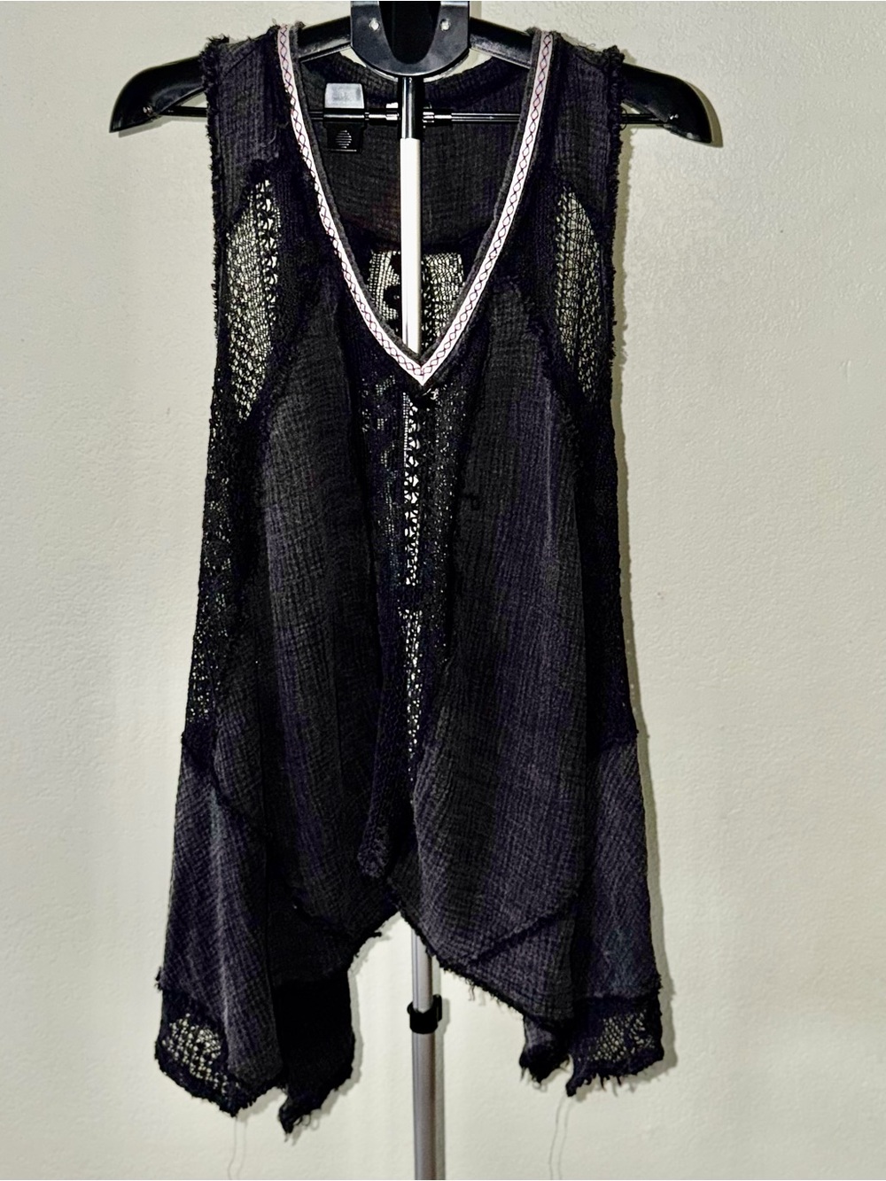 POL Black Sleeveless V-Neck Crochet-Trim Layered Top